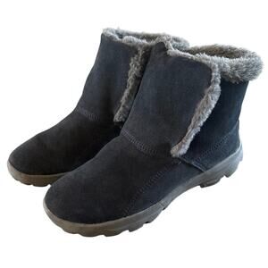 Skechers On The Go Women’s Black Suede Fur Lined Boot, size 7.5